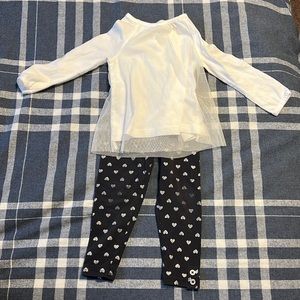 Carters 18 month outfit